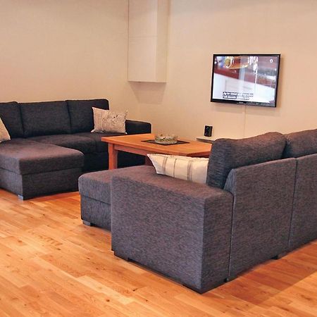 2 Bedroom Cozy Apartment In Habo Mullsjö Dış mekan fotoğraf