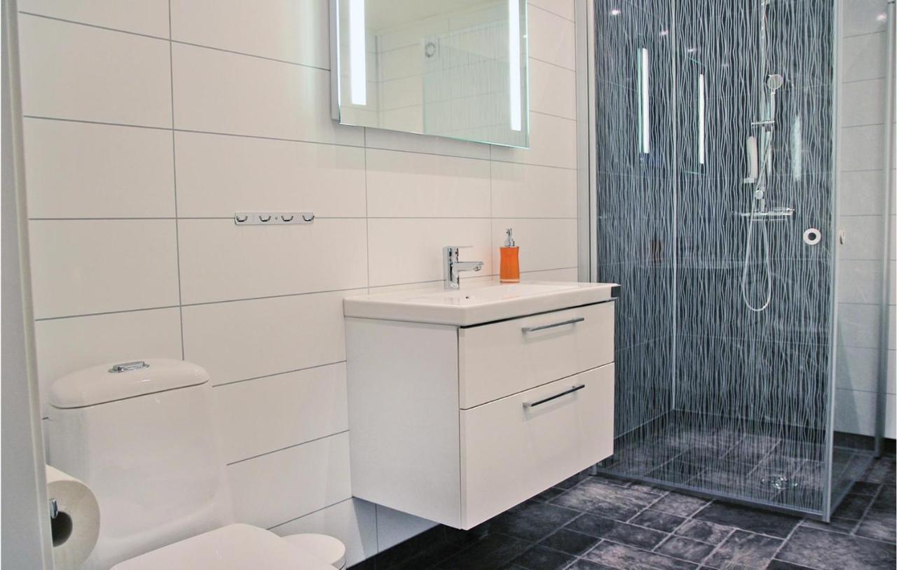 2 Bedroom Cozy Apartment In Habo Mullsjö Dış mekan fotoğraf